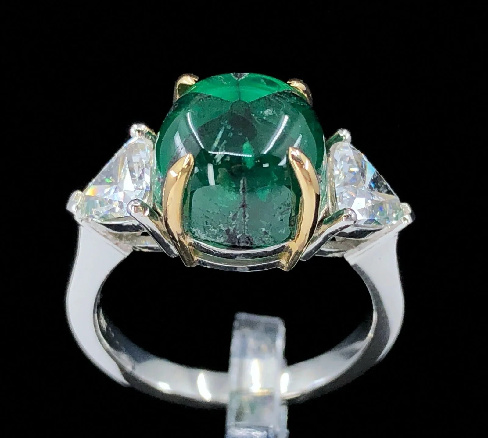 A 5.42 carat Colombian trapiche emerald ring